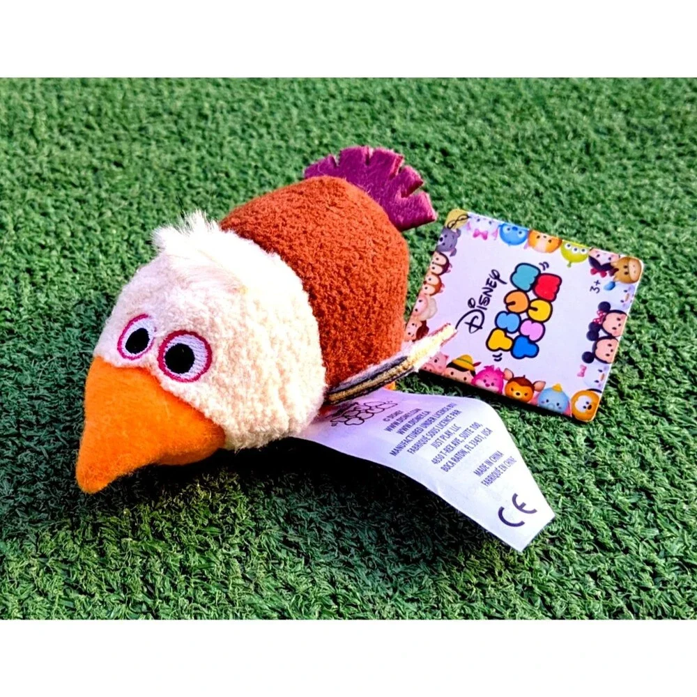 Finding Nemo Nigel Pelican Disney Store Tsum 3.5